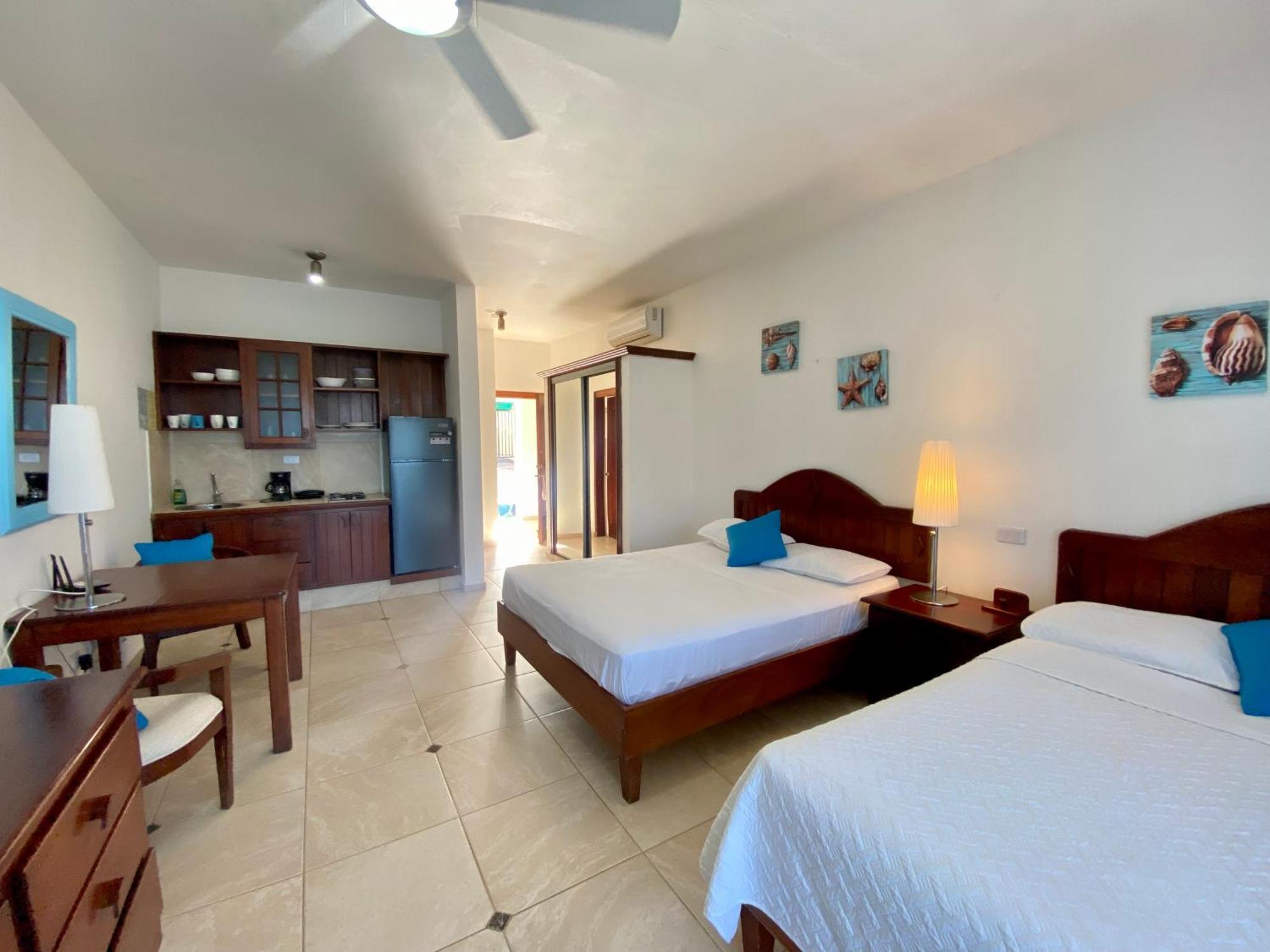 Agualina Kite Hotel Oceanfront Apartments Cabarete Exterior photo